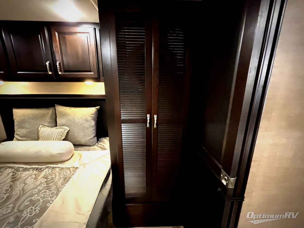 2018 Dynamax DX3 37BH Photo 26