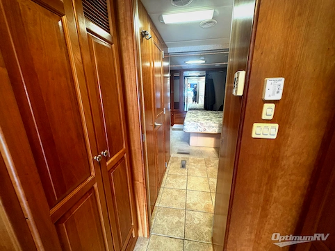 2007 Newmar Dutch Star DSDP 4304 RV Photo 3