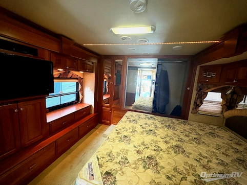 2007 Newmar Dutch Star DSDP 4304 RV Photo 4