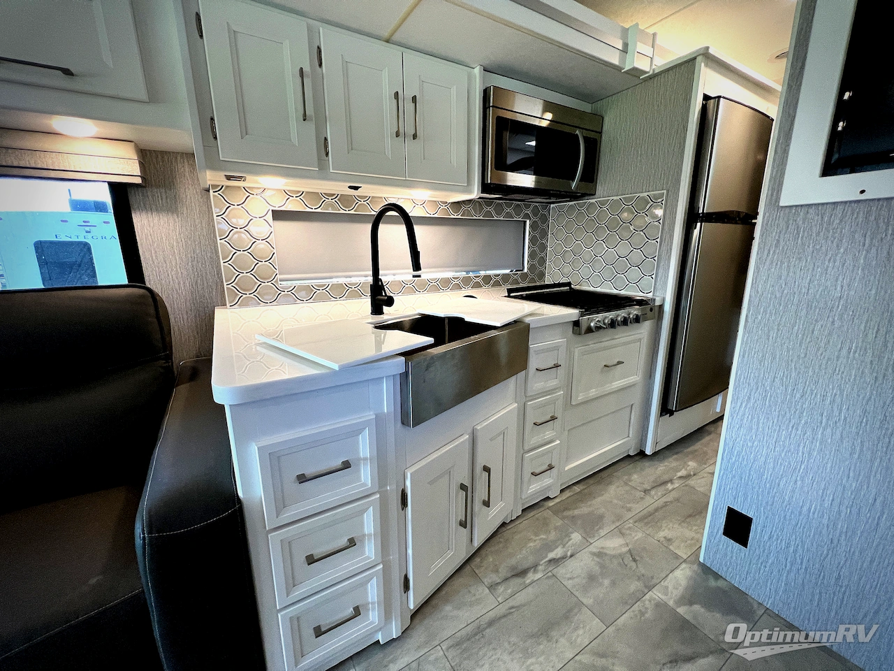 2023 Coachmen Encore 355DS Photo 11