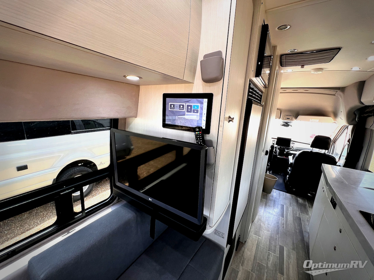 2022 Pleasure-Way Ontour 2.2 Photo 15