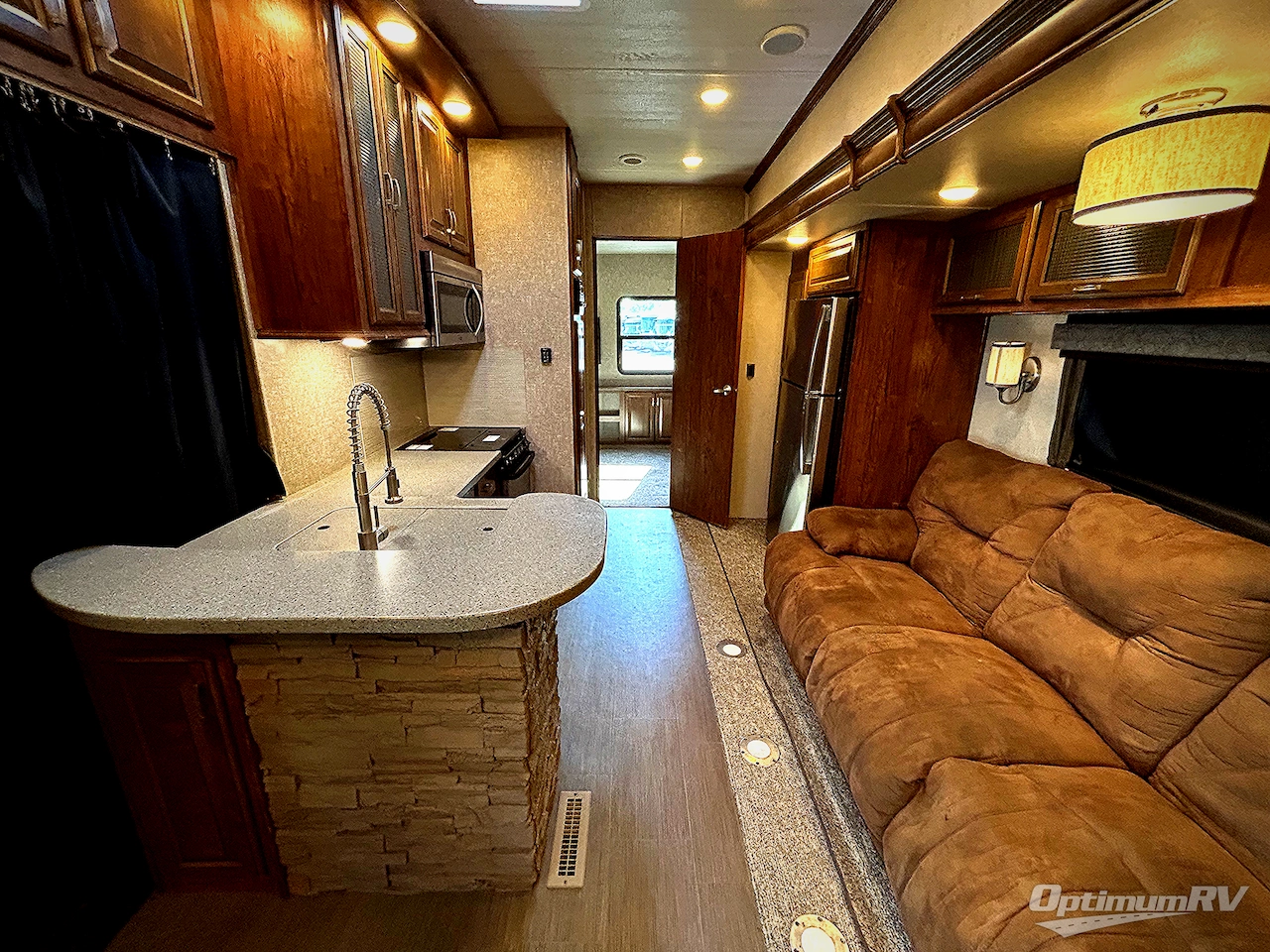 2017 Heartland Gateway 3700PTB Photo 4