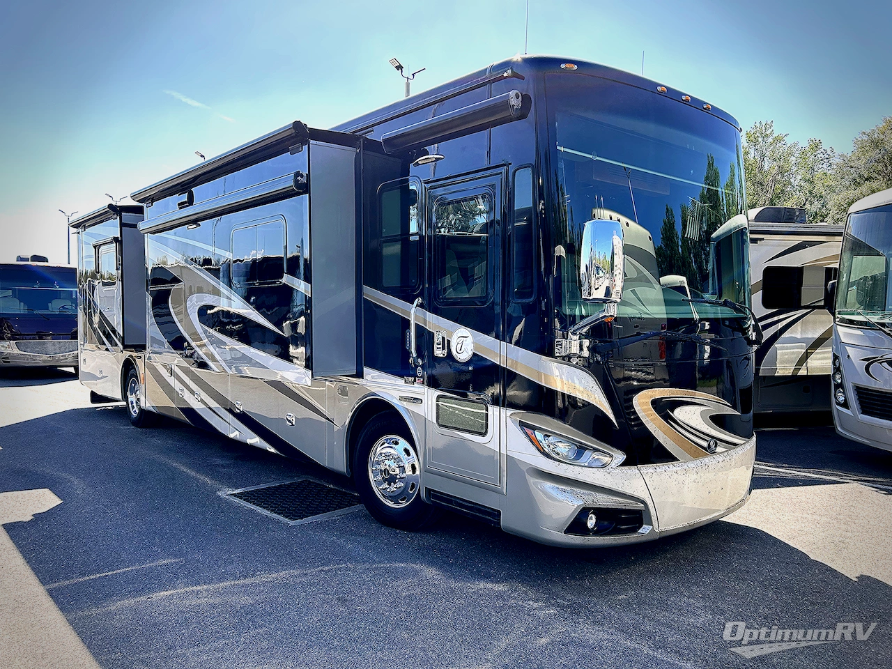2016 Tiffin Phaeton 40 QBH Photo 1