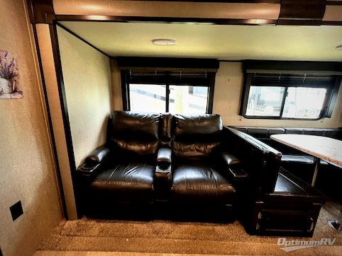 2020 Grand Design Imagine 2800BH RV Photo 2