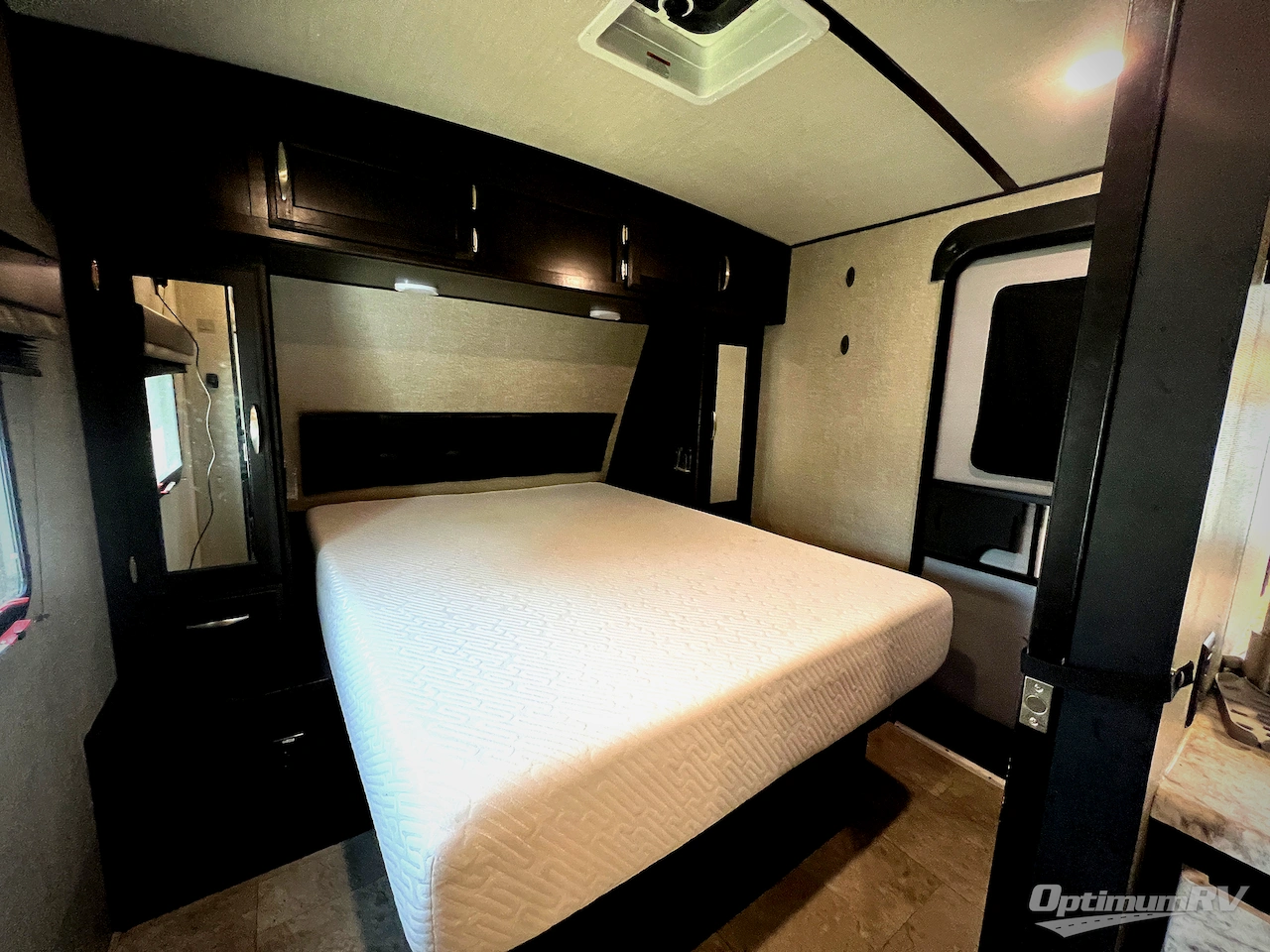 2020 Grand Design Imagine 2800BH Photo 12