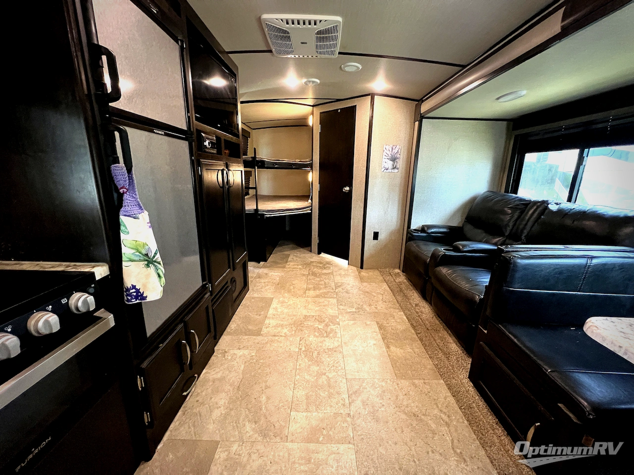 2020 Grand Design Imagine 2800BH Photo 19