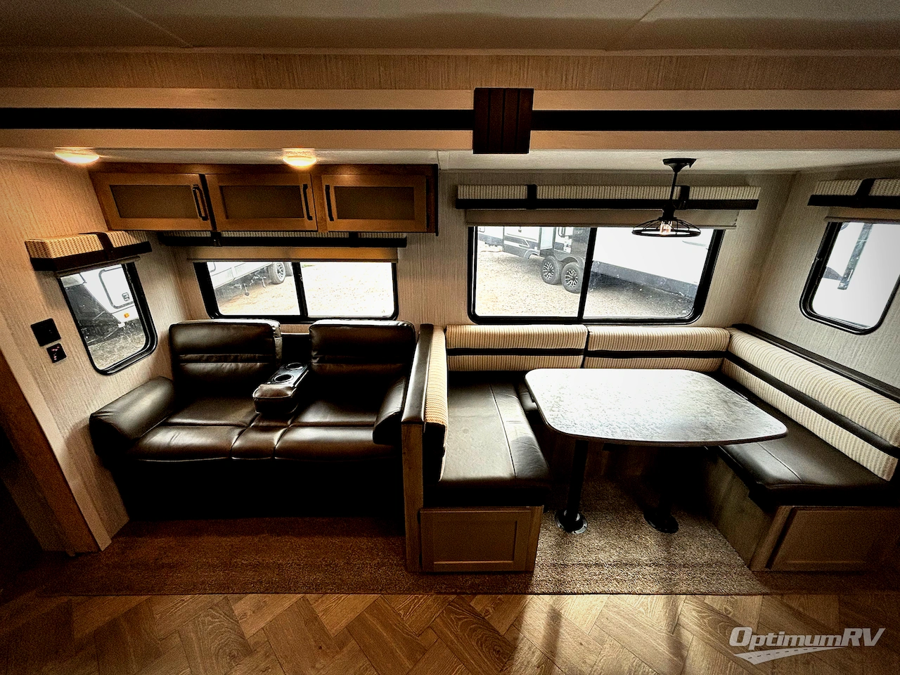 2021 Palomino Puma 28DBFQ Photo 6