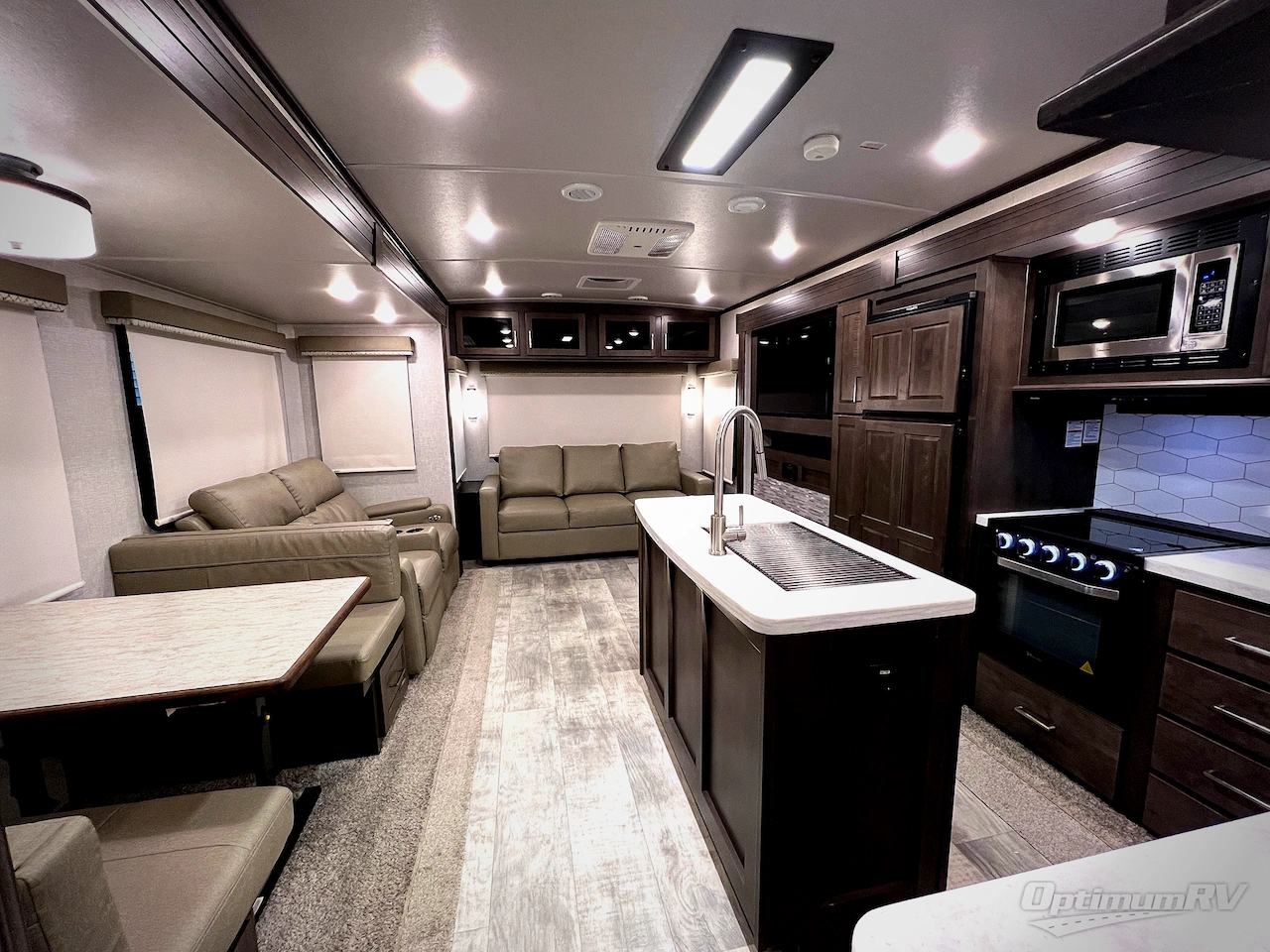 2022 Forest River Flagstaff Classic 832lKRL Photo 5