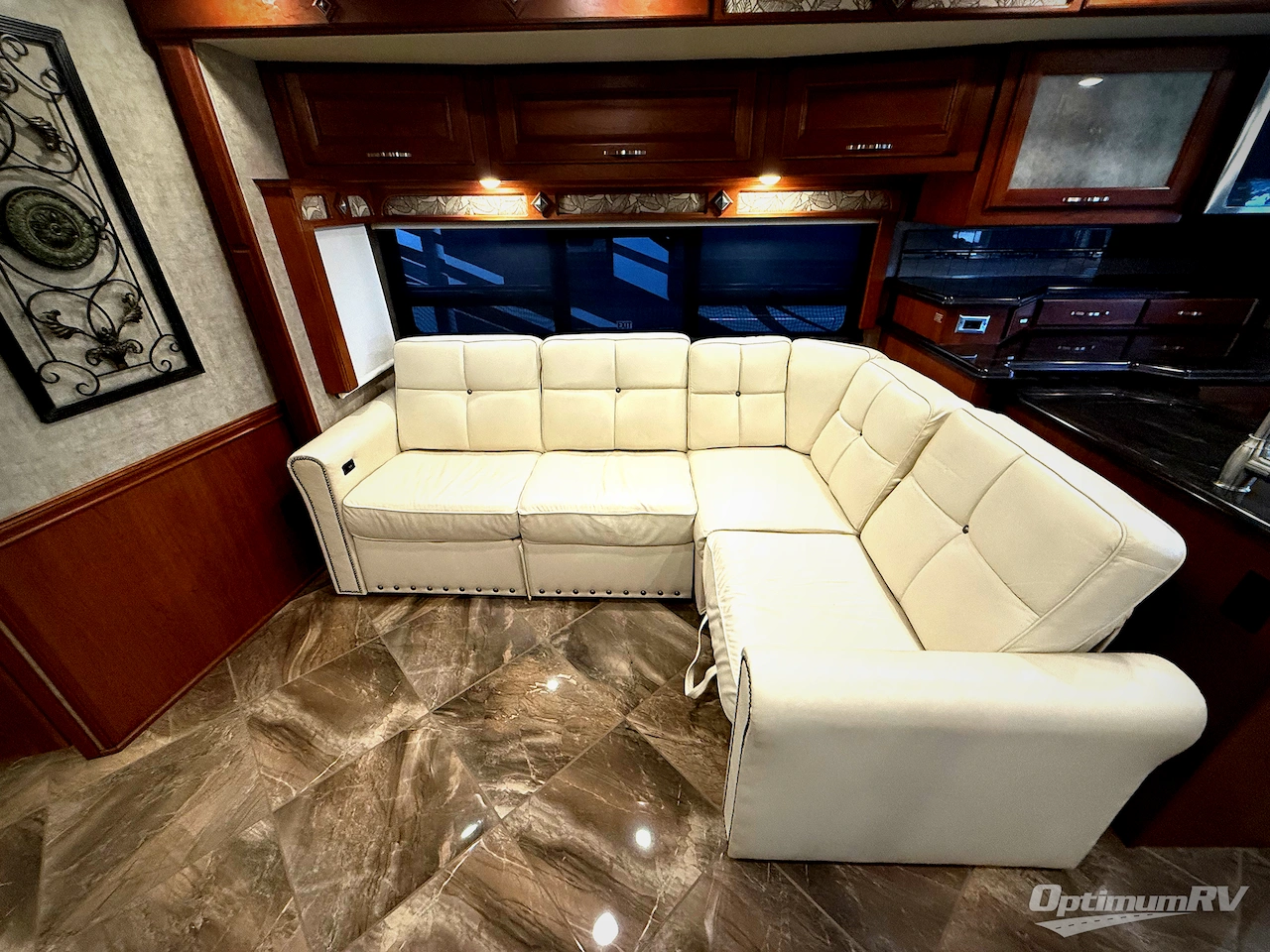 2016 Winnebago Journey 40R Photo 5