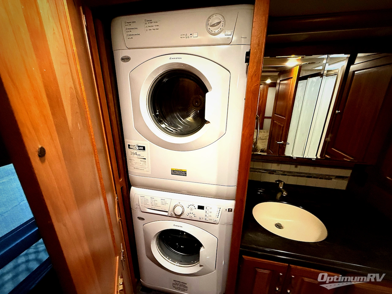 2016 Winnebago Journey 40R Photo 18