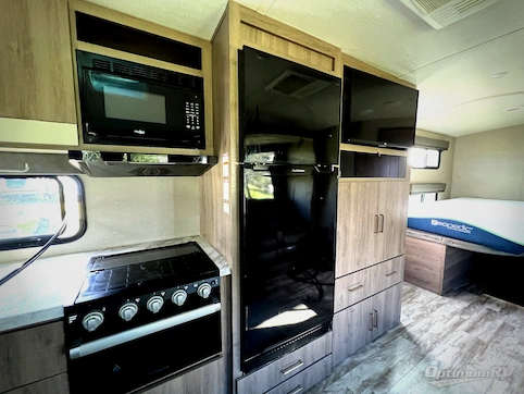 2022 Grand Design Imagine 2800BH RV Photo 3