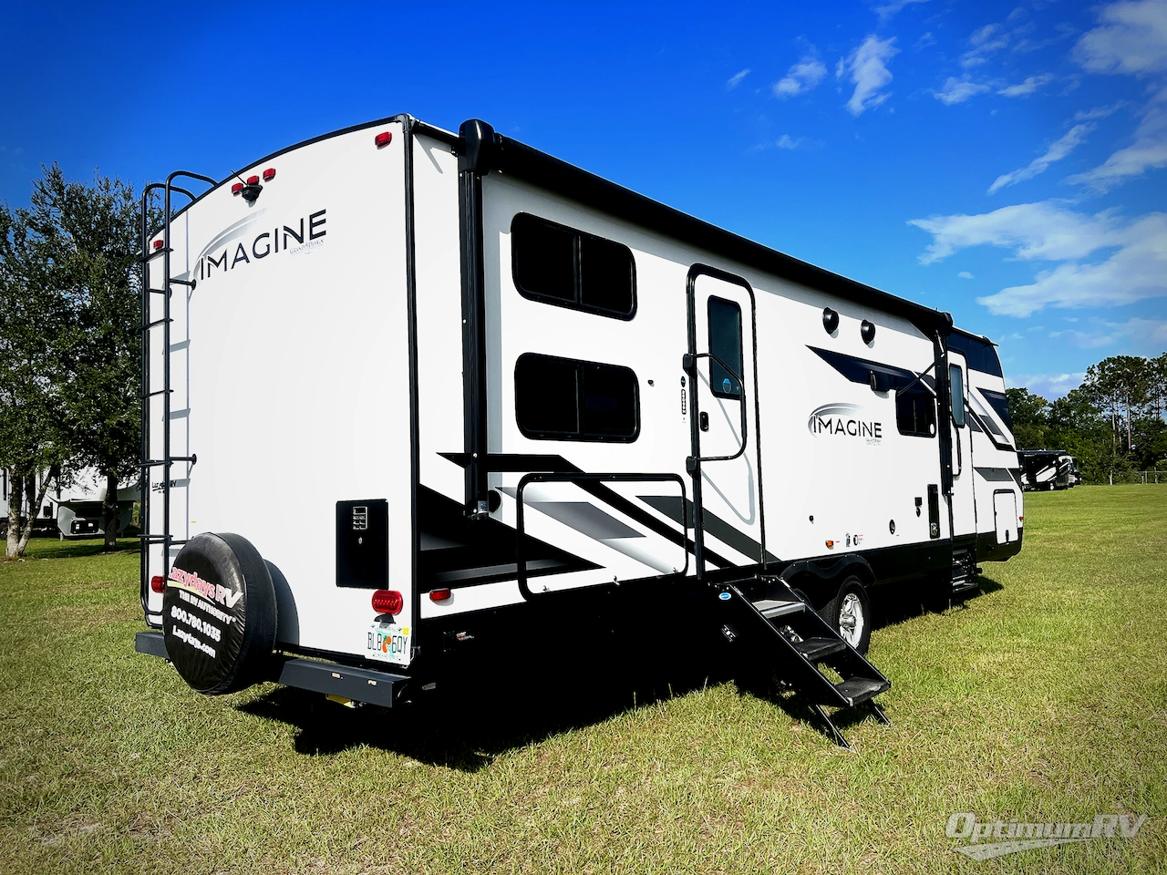 2022 Grand Design Imagine 2800BH Photo 3