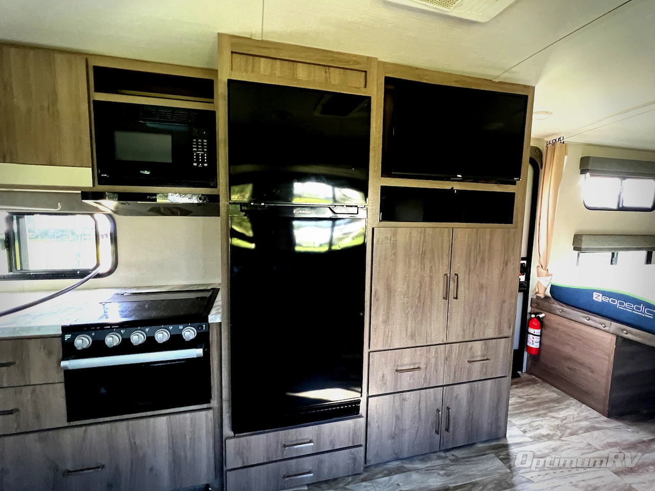 2022 Grand Design Imagine 2800BH Photo 8