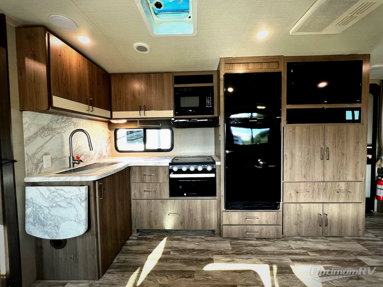 2022 Grand Design Imagine 2800BH Photo 11