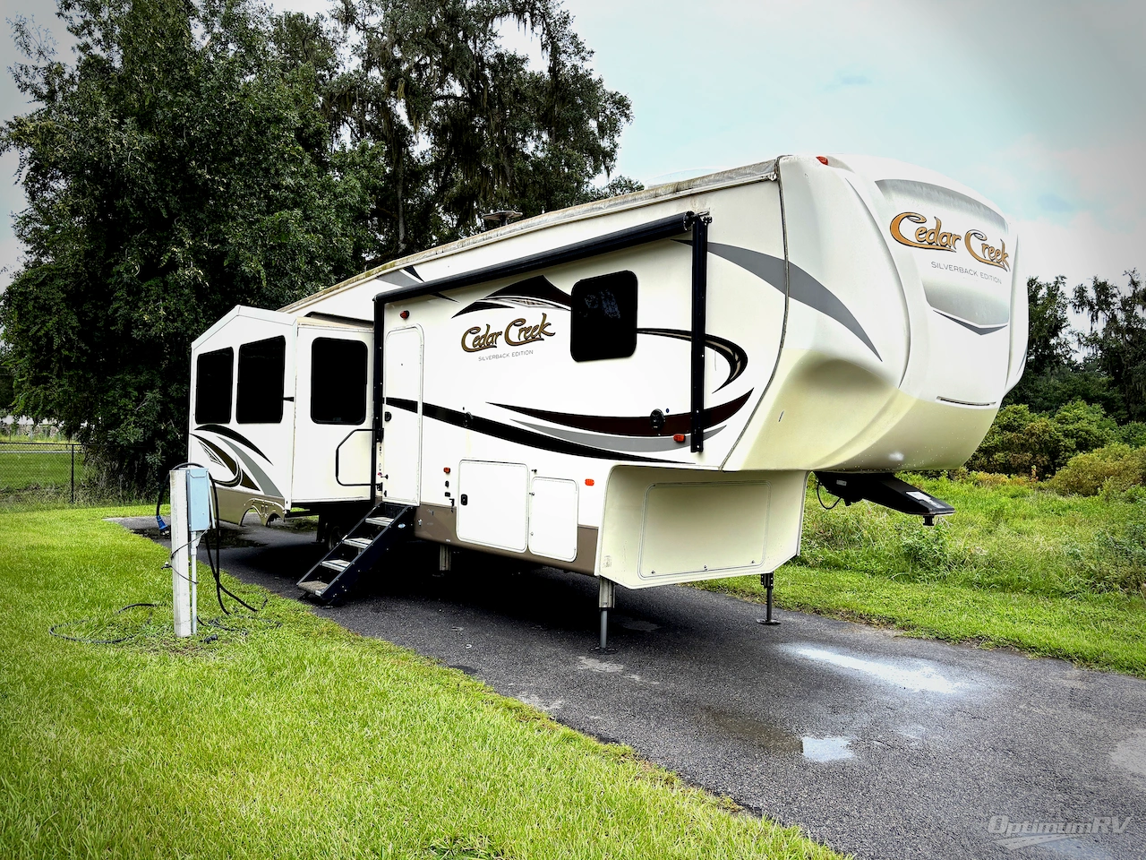 2018 Forest River Cedar Creek Silverback 29RE Photo 1