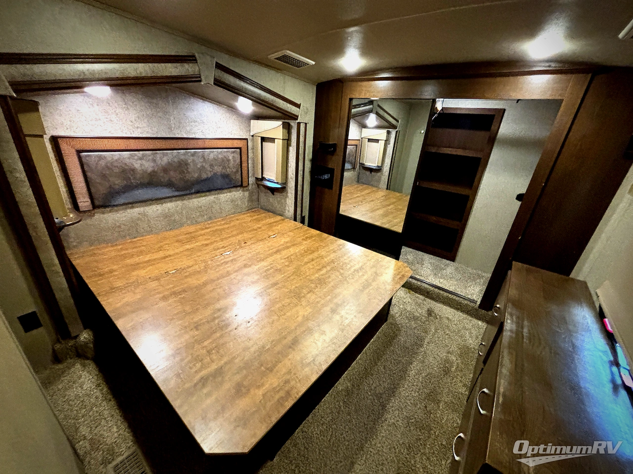 2018 Forest River Cedar Creek Silverback 29RE Photo 7