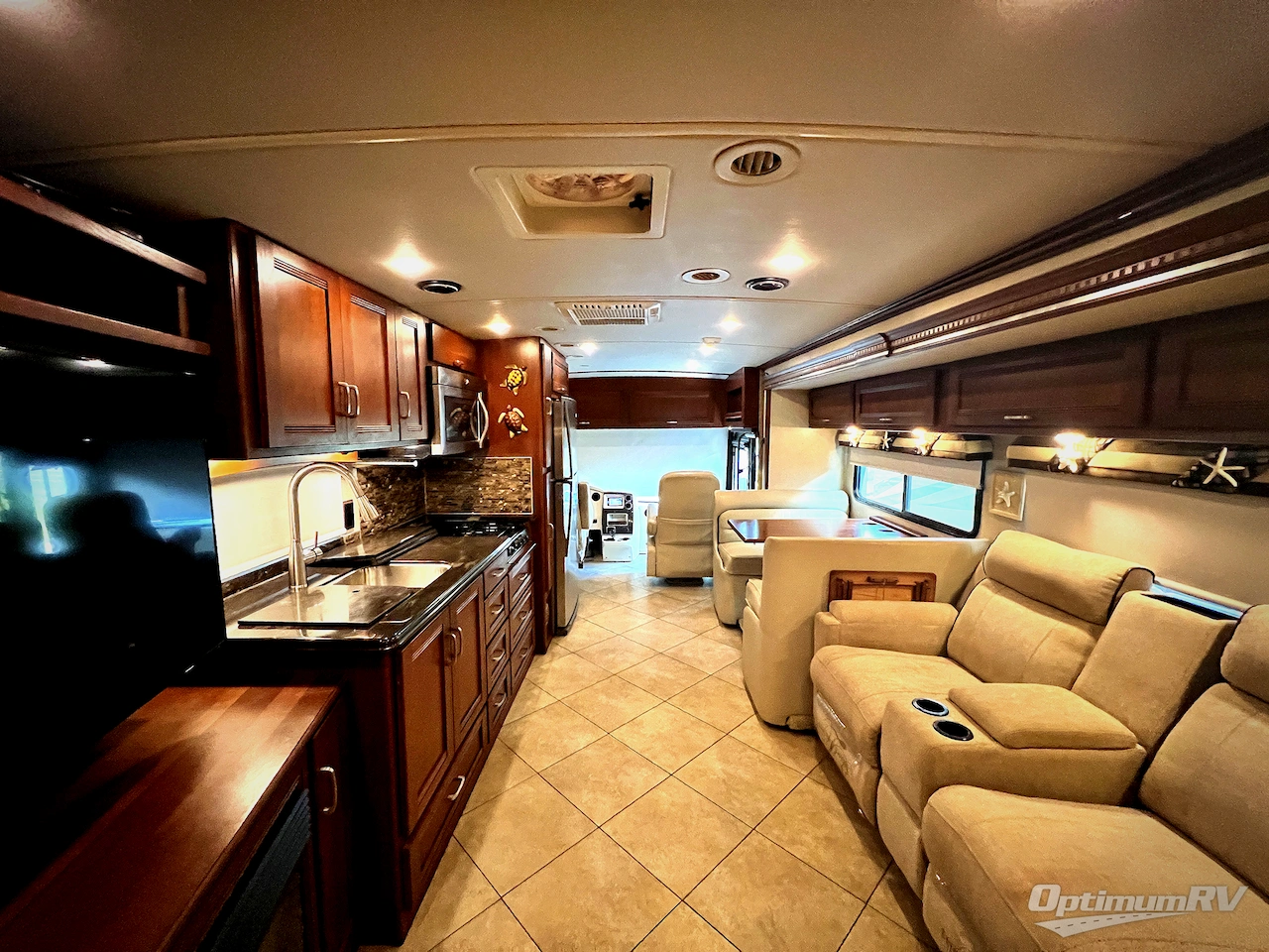 2015 Winnebago Forza 38R Photo 4