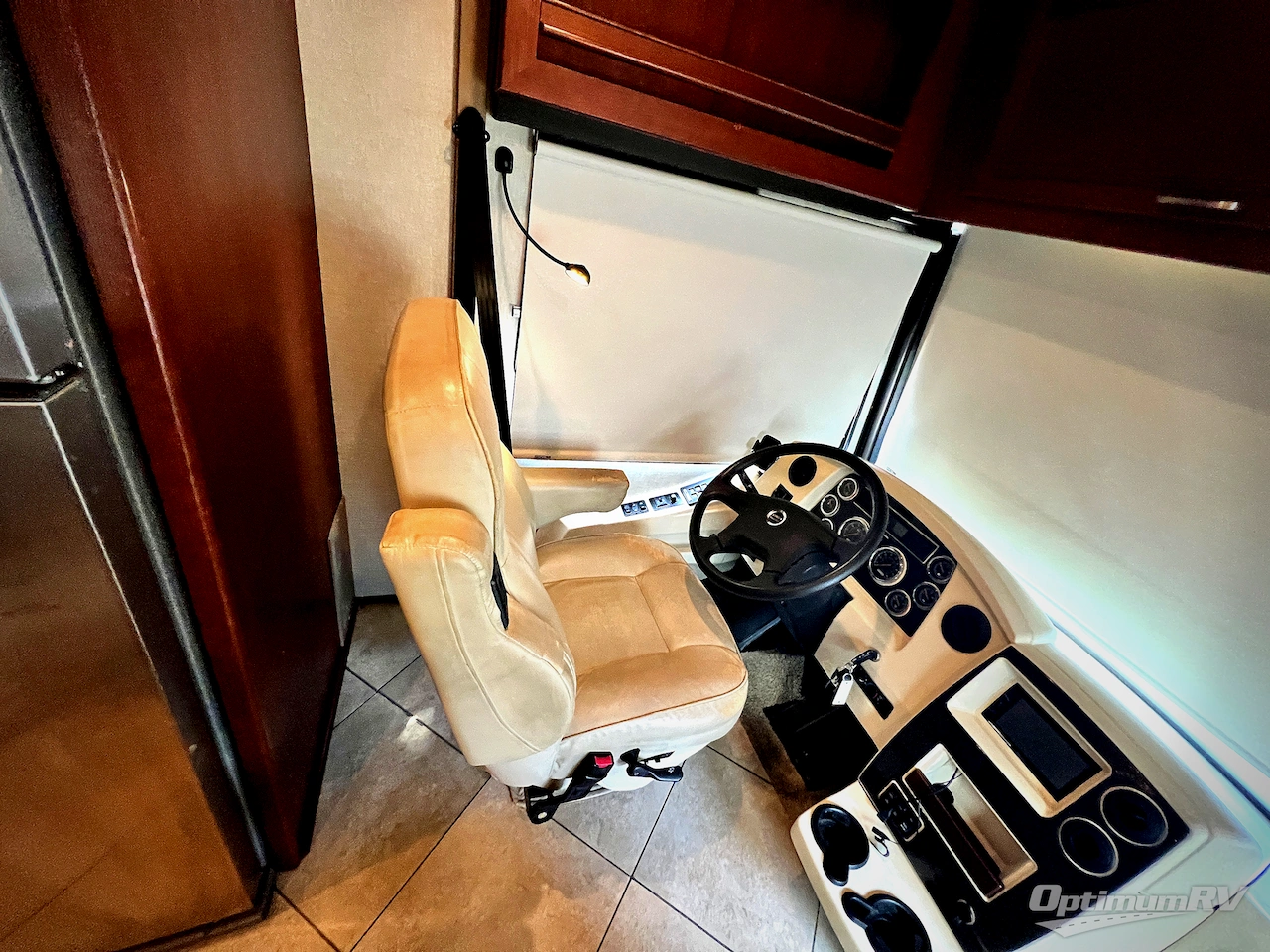 2015 Winnebago Forza 38R Photo 8