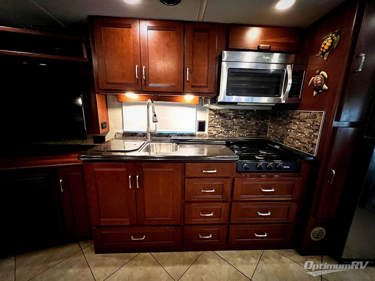 2015 Winnebago Forza 38R Photo 11