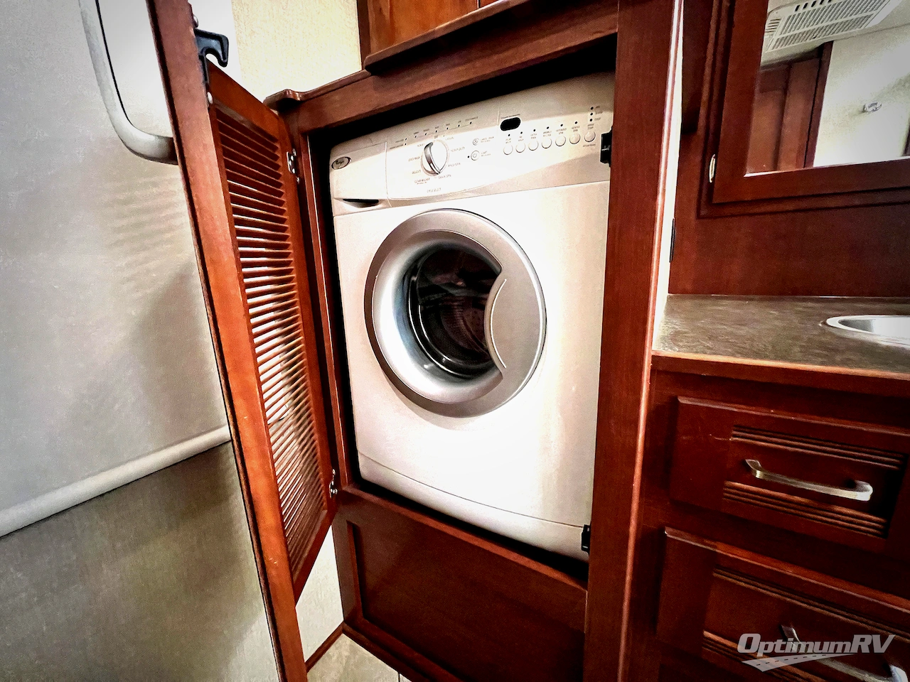 2015 Winnebago Forza 38R Photo 22