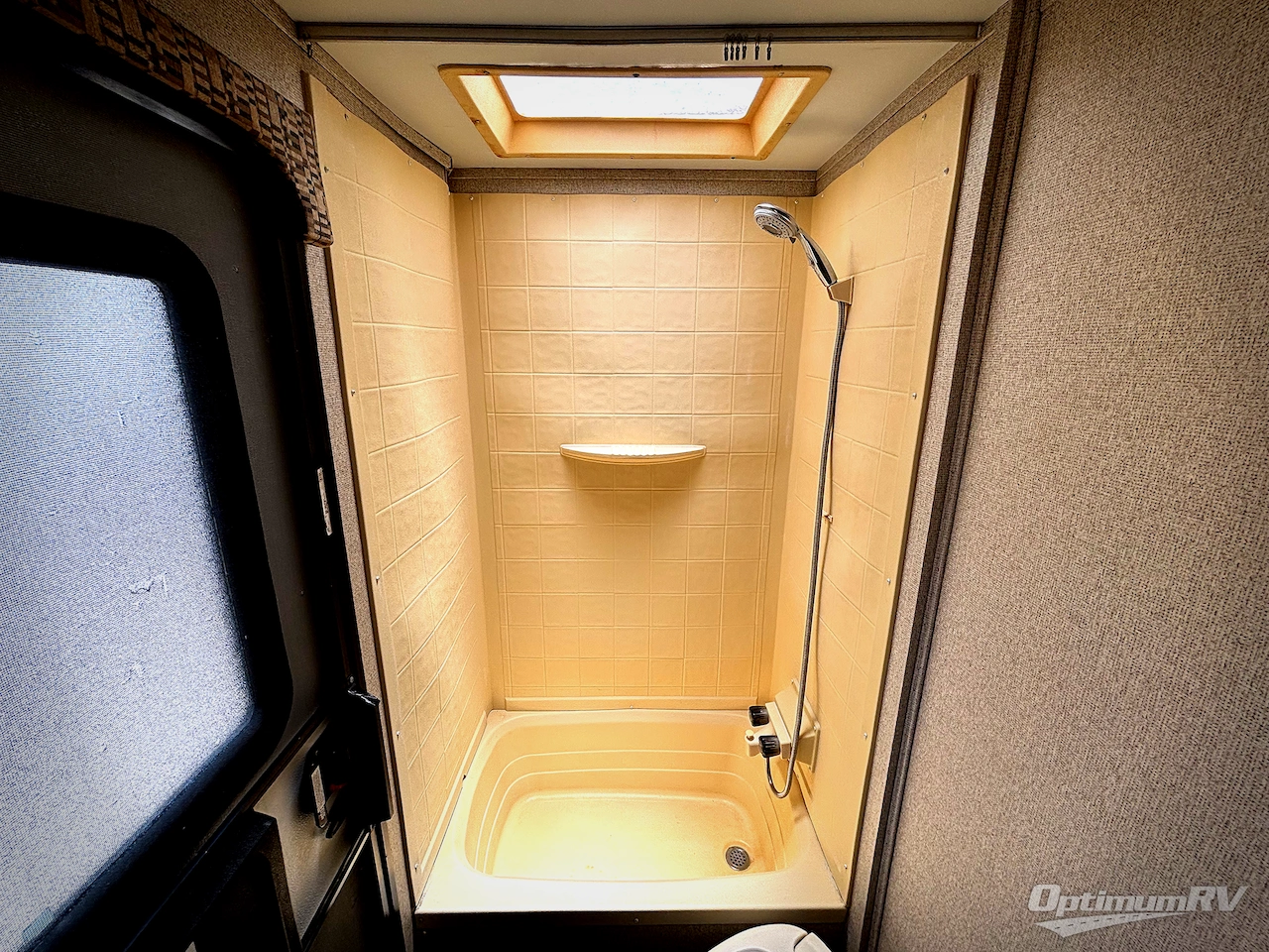 2016 Coachmen Apex Ultra-Lite 259BHSS Photo 11