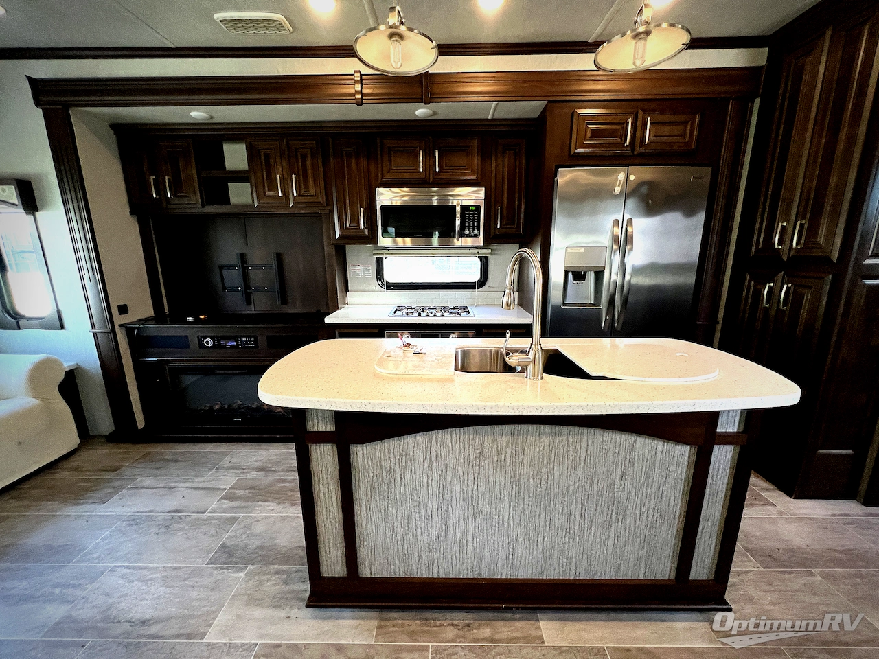 2019 Heartland Bighorn 3871FBO Photo 11