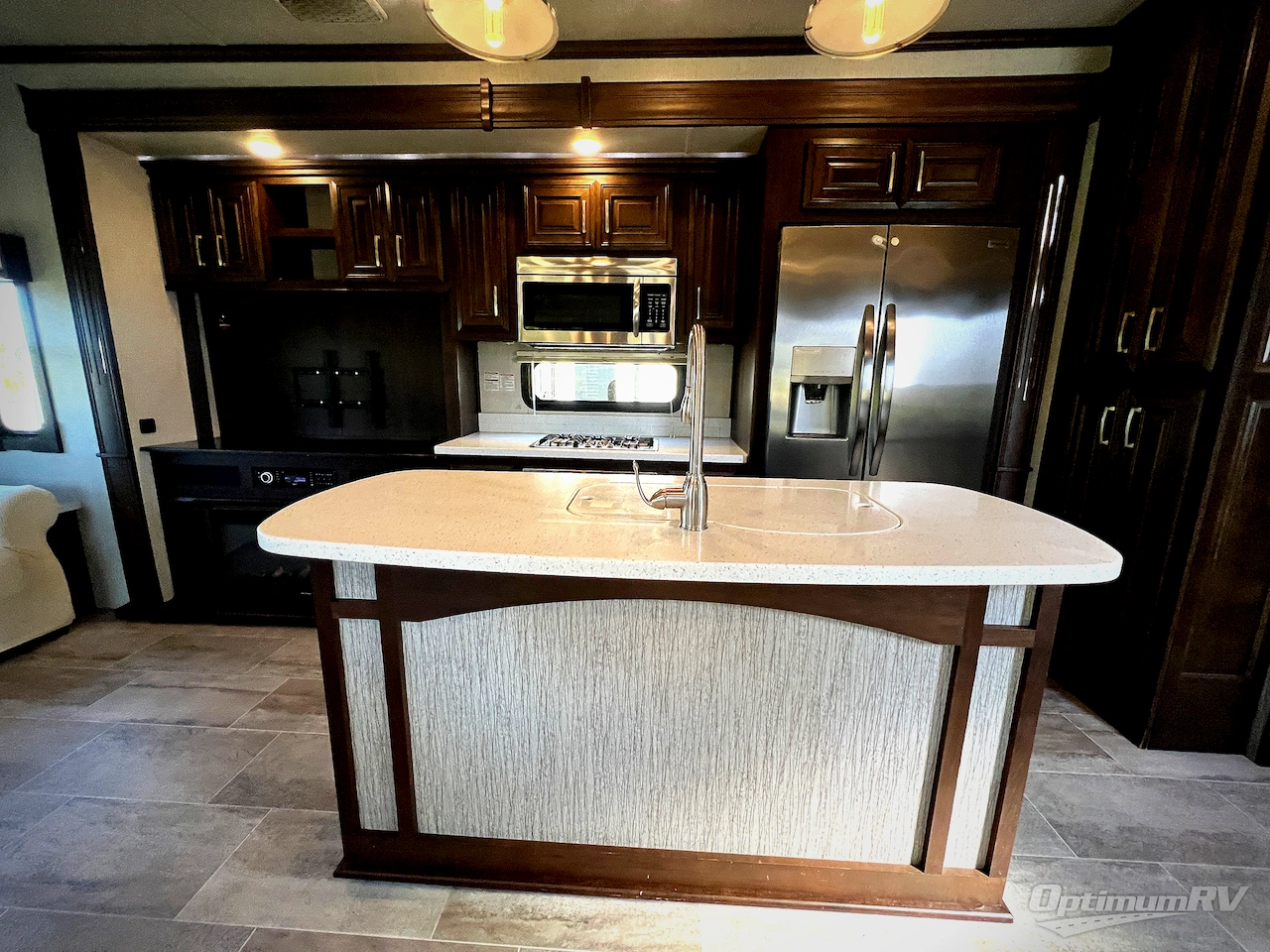 2019 Heartland Bighorn 3871FBO Photo 10