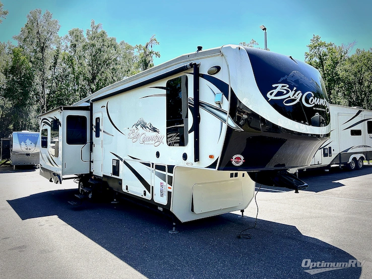 2016 Heartland Big Country 3450TS RV Photo 1
