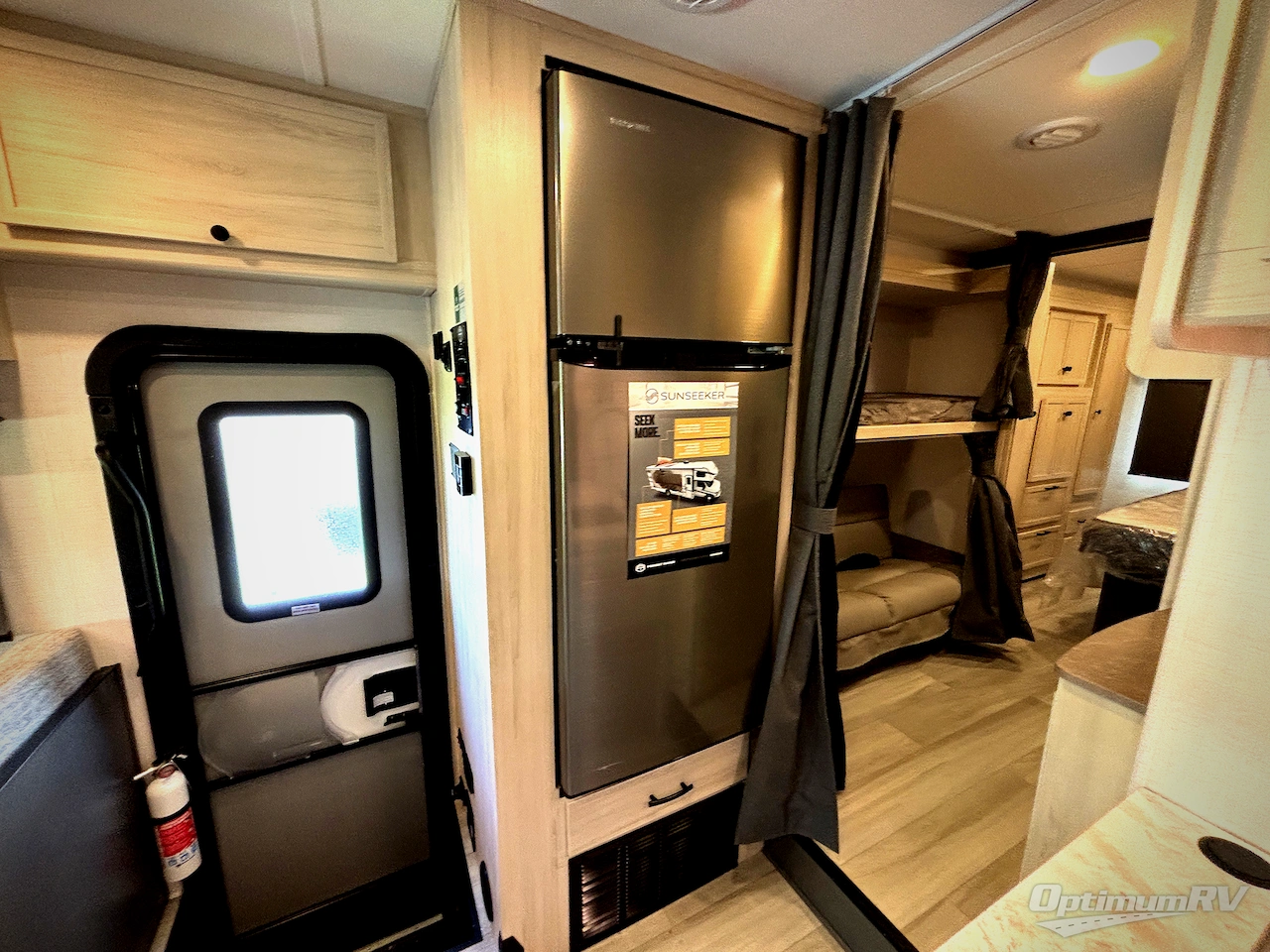 2027 Forest River Sunseeker LE 3250DSLE Ford Photo 16