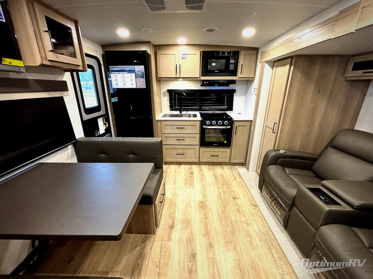 2026 Forest River Flagstaff Micro Lite 25SRK Photo 4
