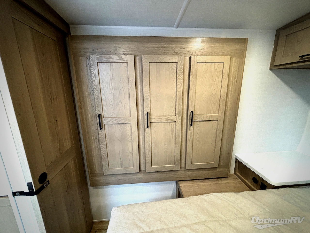 2026 Forest River Flagstaff Micro Lite 25SRK Photo 8