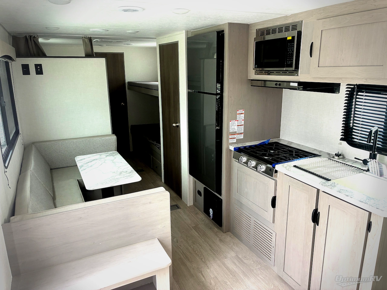 2026 Forest River Viking 5K Series 25QBH Photo 4