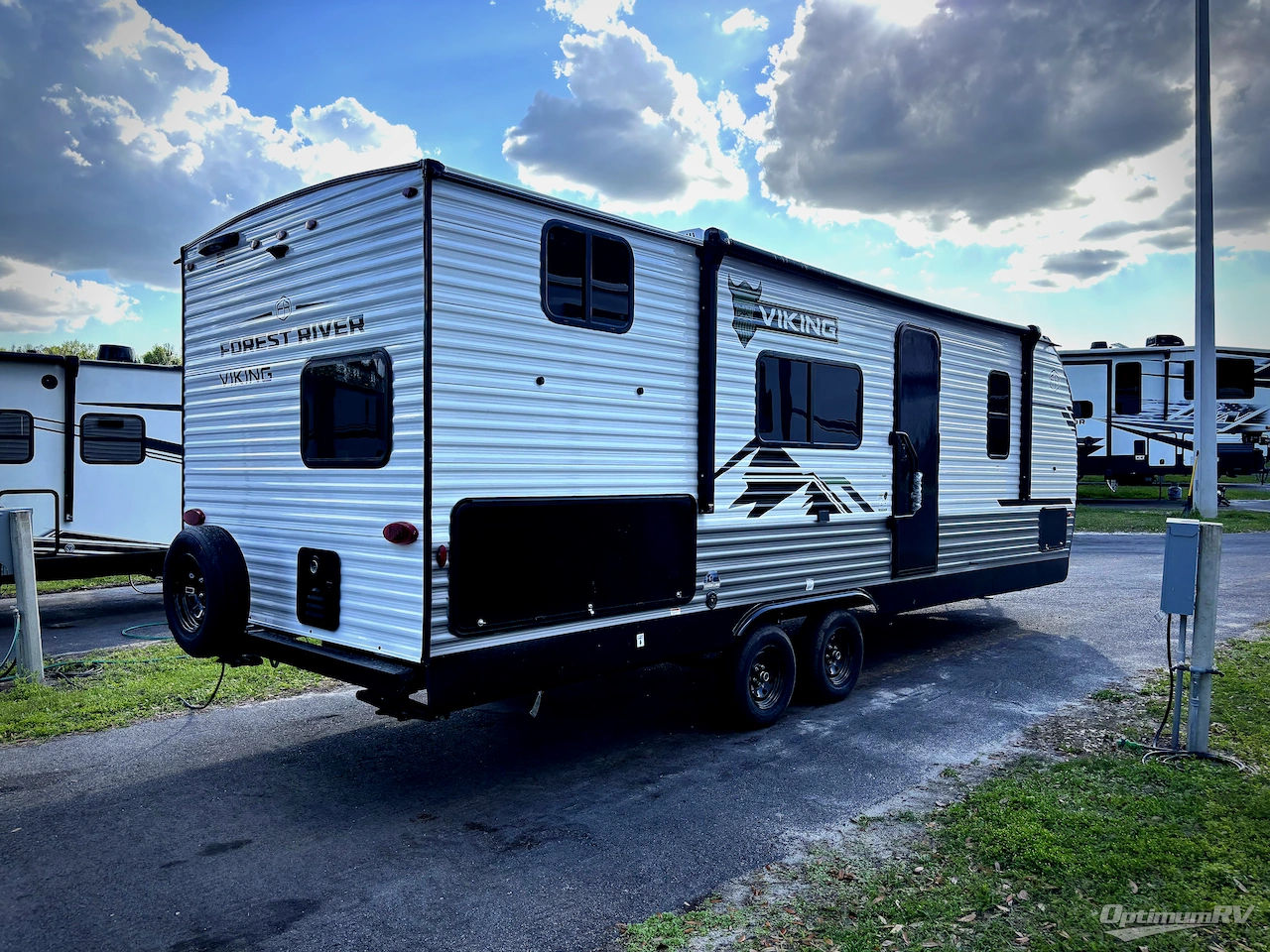 2026 Forest River Viking 5K Series 26BH Photo 2