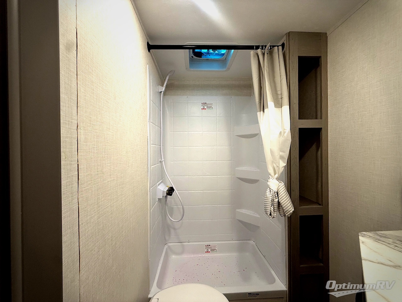 2026 Forest River Viking 4K Series 18BH Photo 17