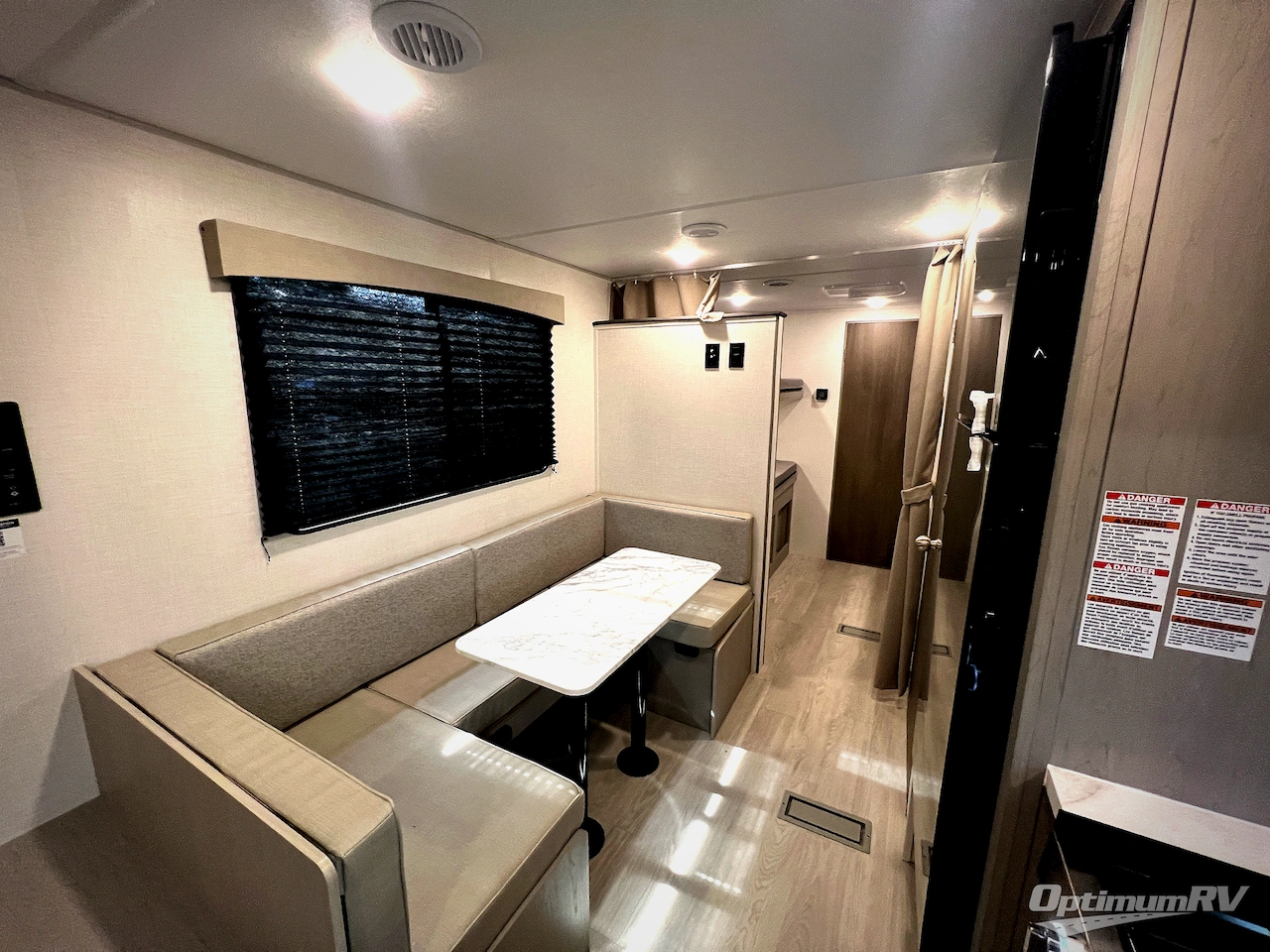 2026 Forest River Viking 5K Series 25QBH Photo 16