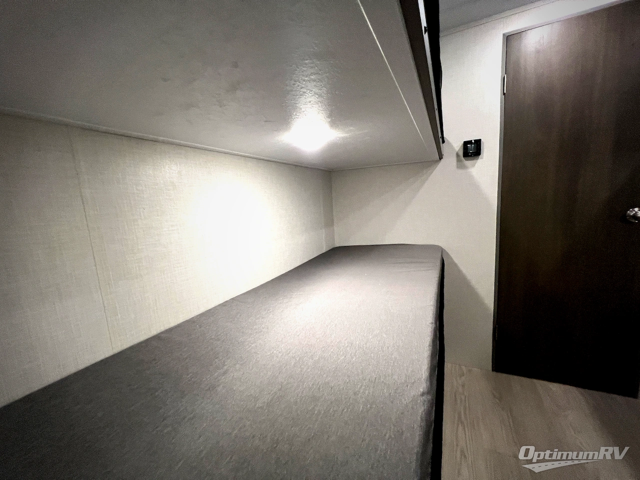 2026 Forest River Viking 5K Series 25QBH Photo 25