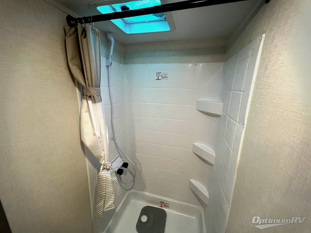 2026 Forest River Viking 5K Series 25QBH Photo 33