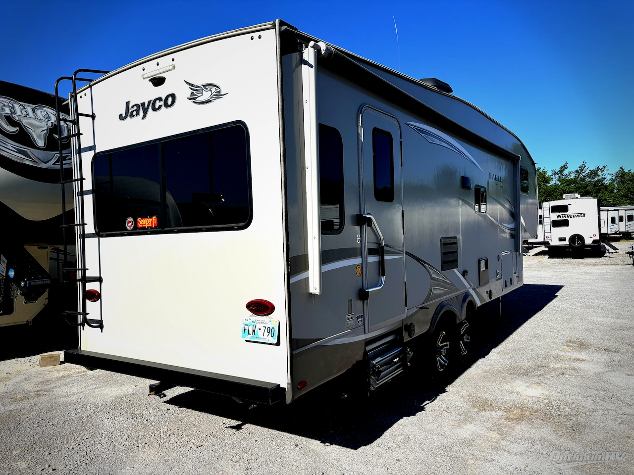 2019 Jayco Eagle HTX 26RLX Photo 2