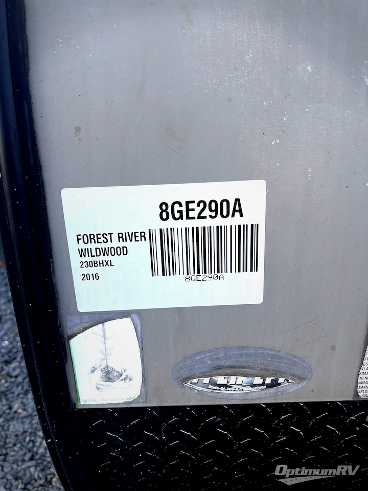 2016 Forest River Wildwood X-Lite 230BHXL Photo 28