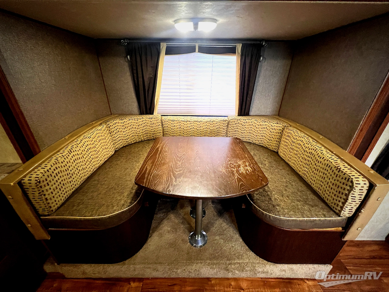 2016 Forest River Wildwood X-Lite 230BHXL Photo 7