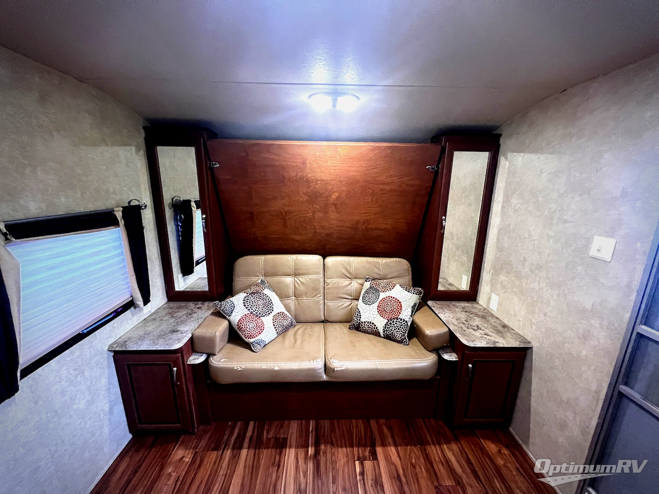 2016 Forest River Wildwood X-Lite 230BHXL Photo 10
