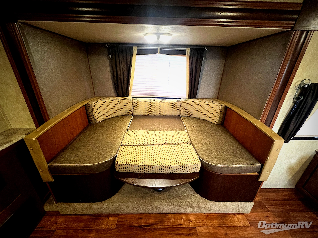 2016 Forest River Wildwood X-Lite 230BHXL Photo 8