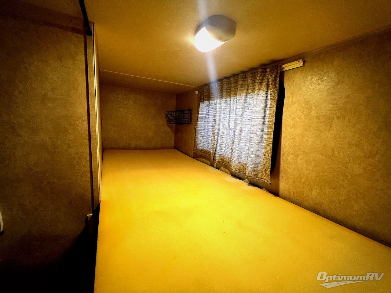 2016 Forest River Wildwood X-Lite 230BHXL Photo 22