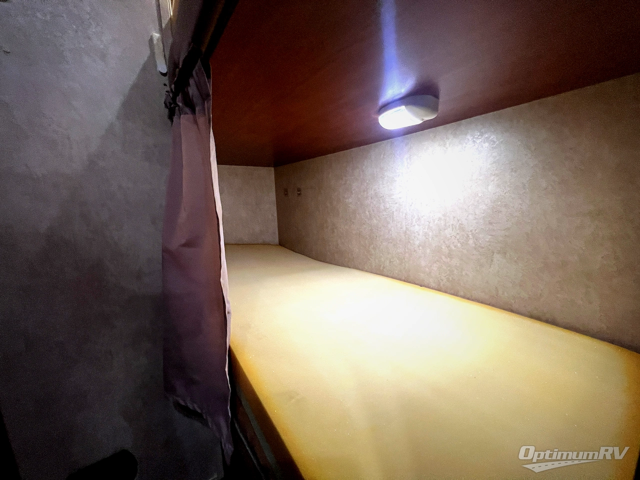 2016 Forest River Wildwood X-Lite 230BHXL Photo 23