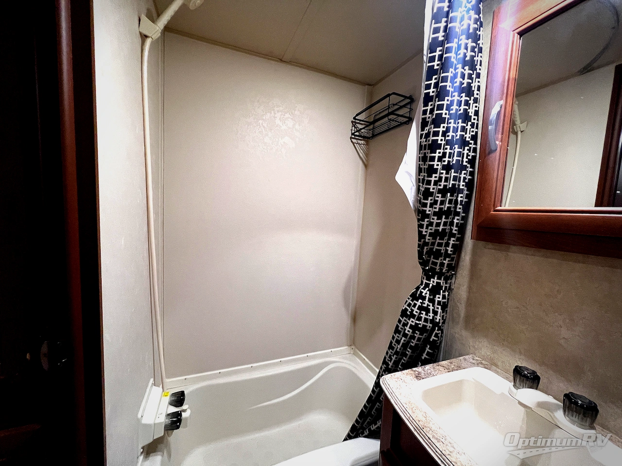 2016 Forest River Wildwood X-Lite 230BHXL Photo 27