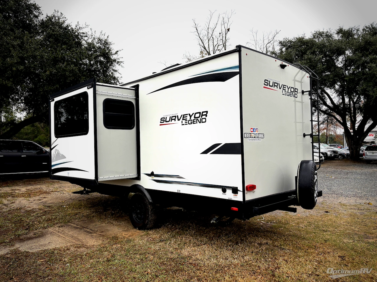 2023 Forest River Surveyor Legend 19MDBLE Photo 5