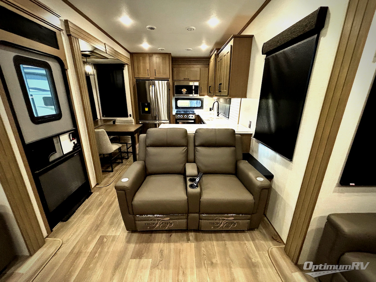 2025 KZ Durango Gold 391RKF Photo 18