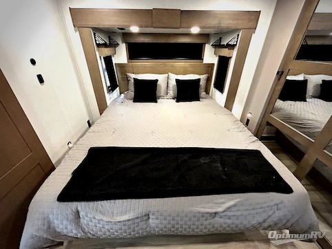 2026 KZ Durango Gold 393MKF RV Photo 3
