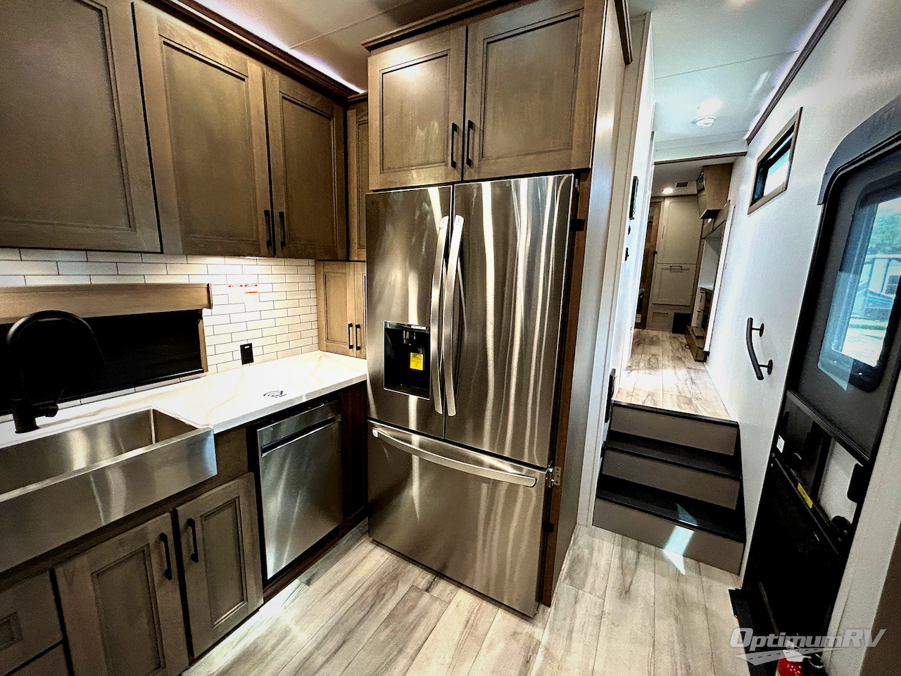 2026 KZ Durango Gold 393MKF Photo 15