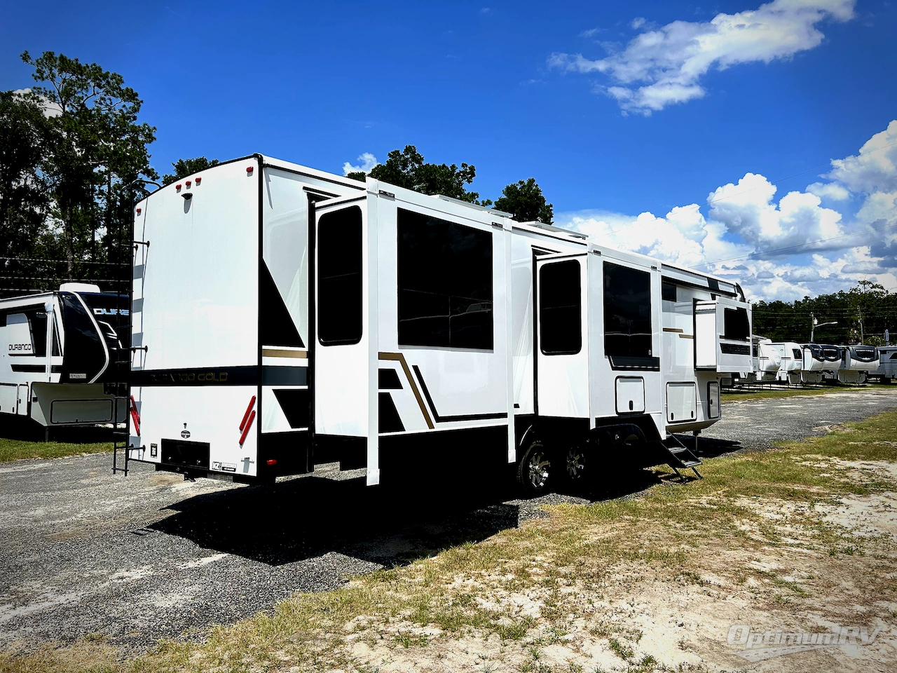 2026 KZ Durango Gold 393MKF Photo 2